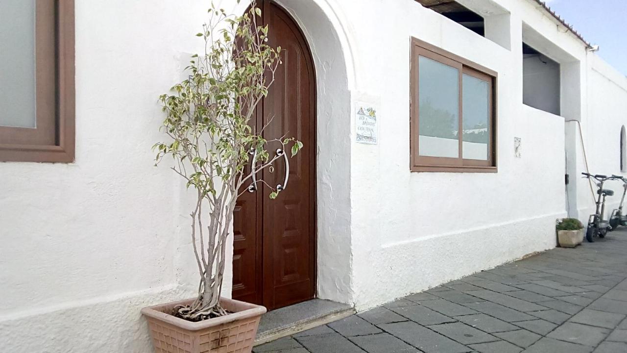 B&B Casa Frank Стромболи Екстериор снимка